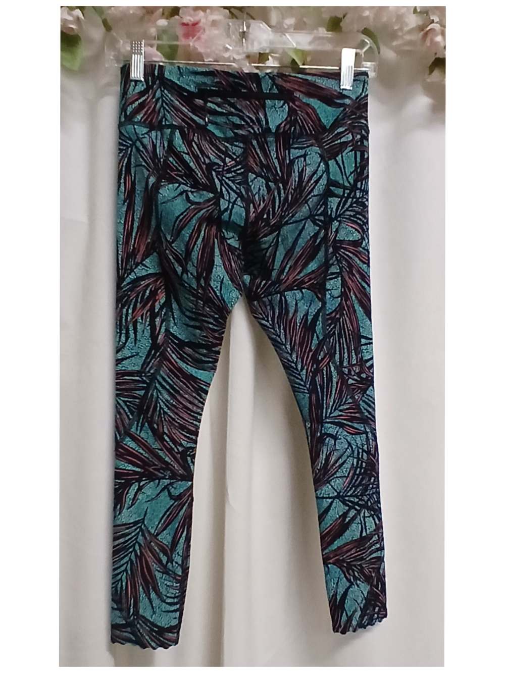 lululemon athletica Teal & Dark Purple Leaf Print Leggings